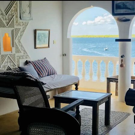 Shela Bahari Bed & Breakfast Exterior photo